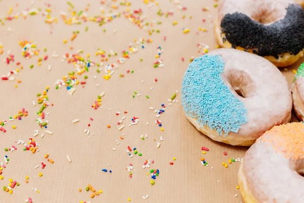 Lots of donuts in rows — Stock Photo, Image