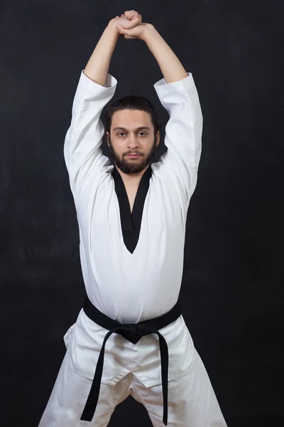 Entrenamiento masculino de Karate Fighter — Foto de Stock