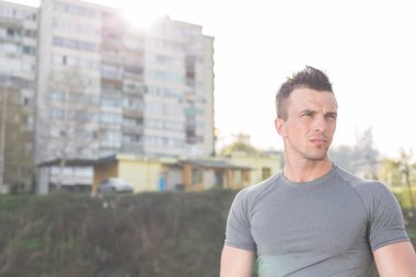 yakışıklı koşu adam portresi  