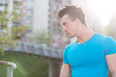 Atletik erkek portresi