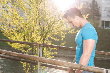 yakışıklı koşu adam portresi  