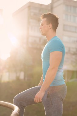 yakışıklı koşu adam portresi 