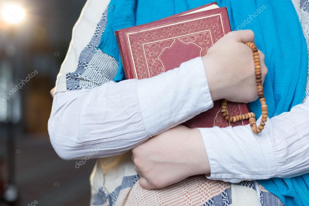 Muslim girl praying