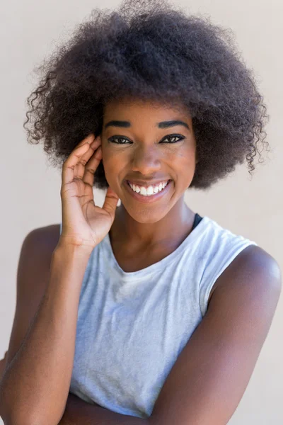 Afričanka s úsměvem — Stock fotografie