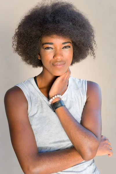 African american girl with afro hairstyle — Stock Photo, Image