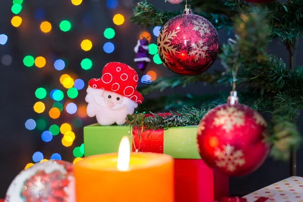 Composição de Natal com bolas de Natal e decoração de Natal — Fotografia de Stock