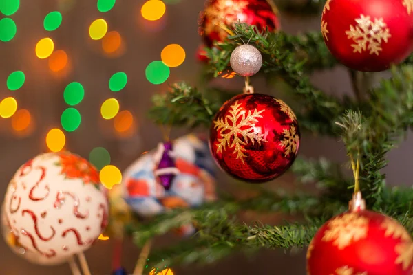 Decoración de Navidad en el árbol, vela, alegría, Navidad —  Fotos de Stock