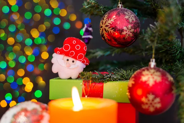 Χριστουγεννιάτικη διακόσμηση δέντρο, κερί, χαρά, Χριστούγεννα — Φωτογραφία Αρχείου