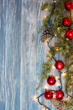 Noel arka plan. ışıklar ve serbest metin spa dalgalı ahşap
