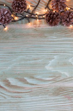 Tatil dekorasyon ile Xmas veya yeni yıl kompozisyon-ahşap üzerinde 