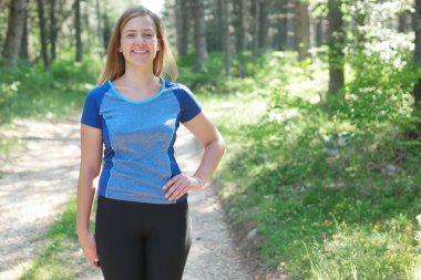 Koşu bir genç kadının portresi