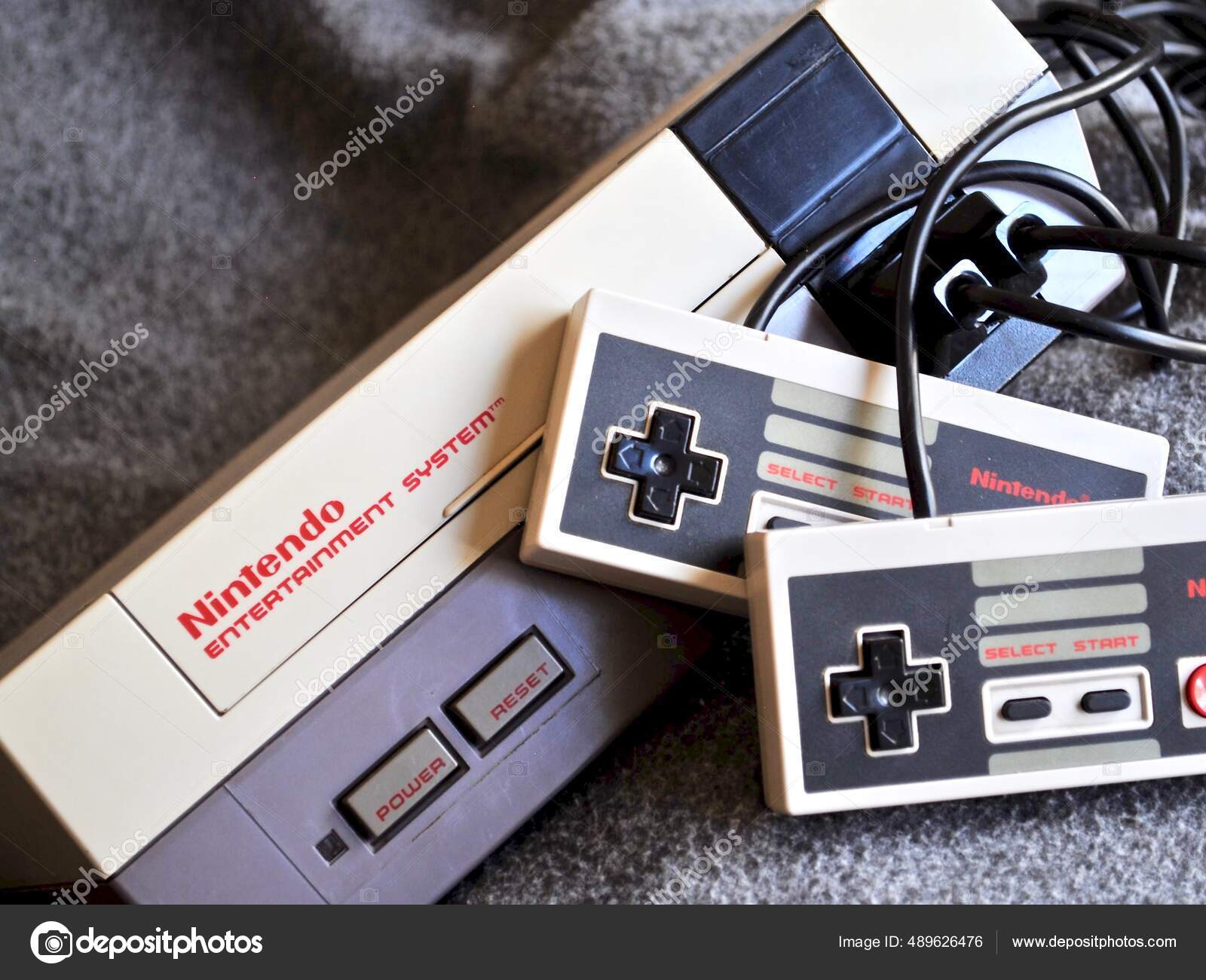 Nintendo Entertainment System [NES] 8bit 