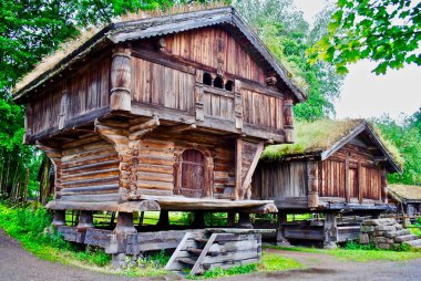 Storehouse at Norsk Folkemuseum (Folk Museum) at Bygdy in Oslo, Norway, an open-air museum with 160 historic buildings. The Setesdal farmstead is furnished to look as it did in the 1700s. 