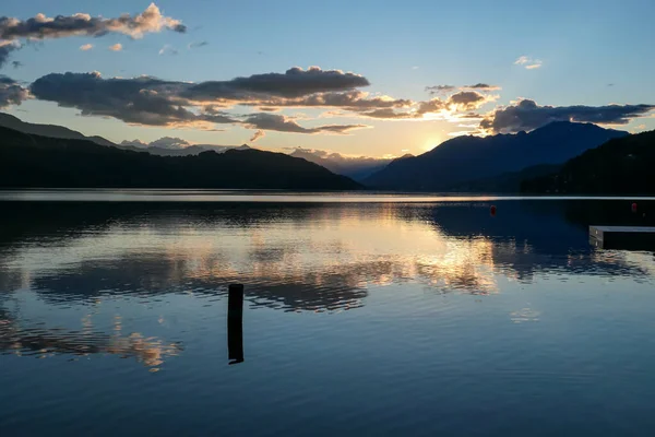 Ein Sonnenuntergang Millstätter See Österreich Der See Ist Von Hochalpen — Stockfoto