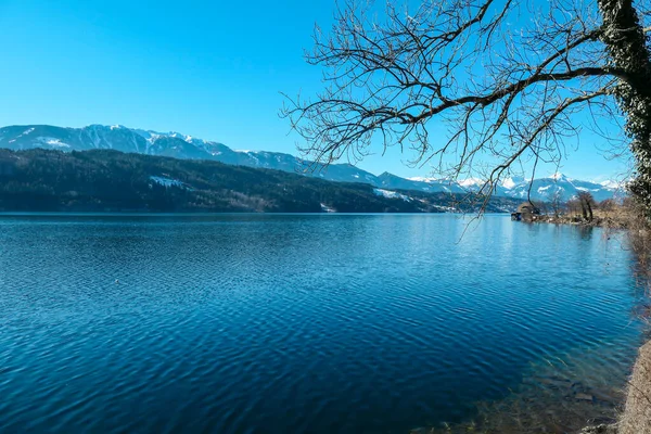 Avusturya Daki Millstaetter Gölü Nde Panoramik Bir Manzara Göl Yüksek — Stok fotoğraf