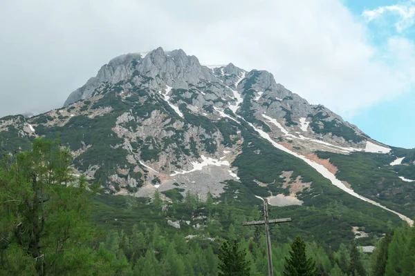 Uitzicht Bergtoppen Oostenrijk Vanaf Marstein Met Een Houten Kruis Top — Stockfoto
