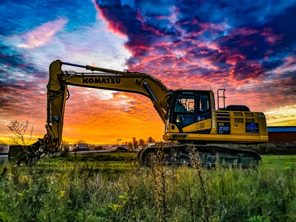 Excavator Field Sunset Background — Stock Photo, Image