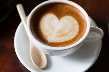 Waffle bacon ve marul ile doldurulmuş.