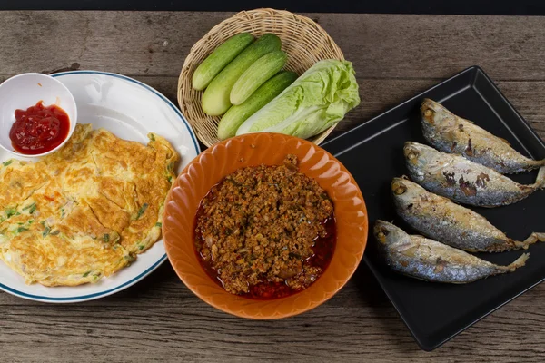 New fried mackerel with chilli paste. — Stock Photo, Image