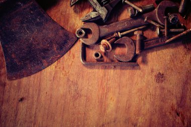 Her şeyi düzeltmek için benim eski araçlar.