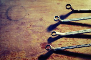 Her şeyi düzeltmek için benim eski araçlar.