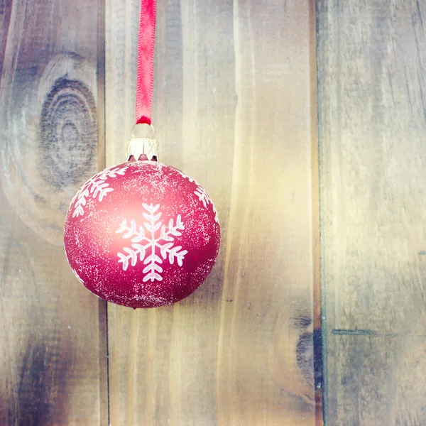 Decoração de Natal sobre fundo de madeira. — Fotografia de Stock