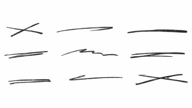 Beyaz arka planda, kaba kömür ya da kalem tarzında elle çizilmiş soyut siyah fırça darbeleri koleksiyonu. Tasarım elementleri, dijital sanat eserleri ya da doku örtüleri için mükemmel. vektör.