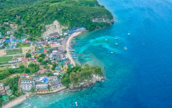 Légi Kilátás Egy Népszerű Strand Búvárközpont Területén Fülöp Szigeteken Építkezés — Stock Fotó