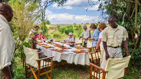 Masai Mara Kenya September 2013 Illustrativ Ledare Visar Grupp Äldre — Stockfoto