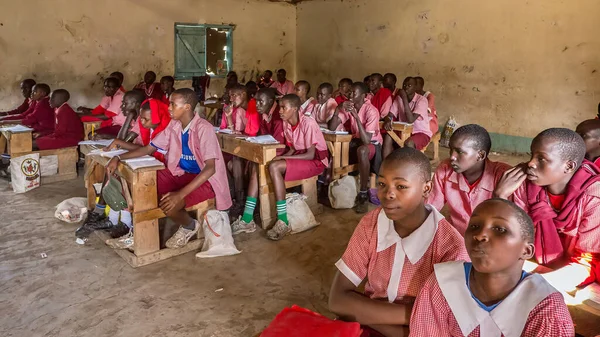 Maasai Mara Κένυα Σεπτεμβρίου 2013 Κυβερνητικό Σχολείο Στην Αγροτική Αφρική — Φωτογραφία Αρχείου