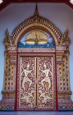 Kapı Budist tapınağı mimarisi Wat Phra Thad Doi Suthep Chiang Mai, Tayland
