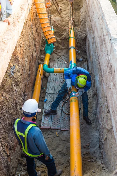 İnşaat Doğalgaz boru hattı metro çalışma