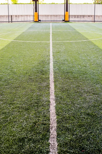 Campo de futebol grama artificial — Fotografia de Stock