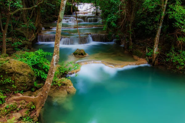 Huay mae kamin wasserfall nationalpark, kanchanaburi, thailand — Stockfoto