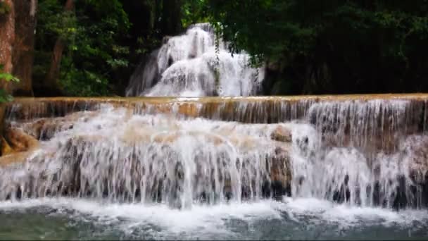 Huay Mae Kamin şelale Milli Parkı, Kanchanaburi — Stok video