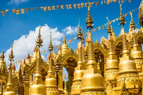 Wat Pa bright merit / В Таиланде — стоковое фото