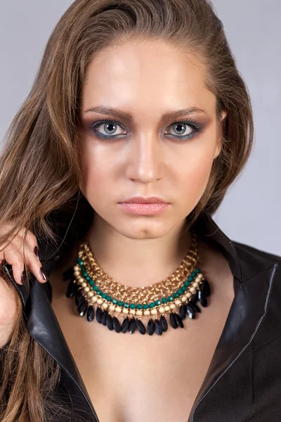 Portrait of a beautiful girl — Stock Photo, Image