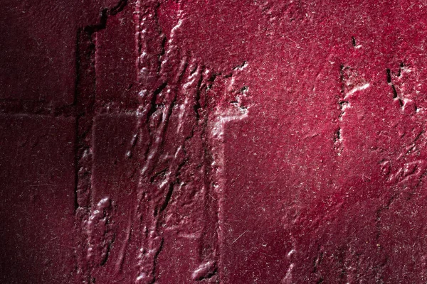 Binanın ön cephesinin kırmızı gizemli dokusu tasarım için bir kat boya arkaplanının altında dikdörtgen kaplama dikdörtgen.