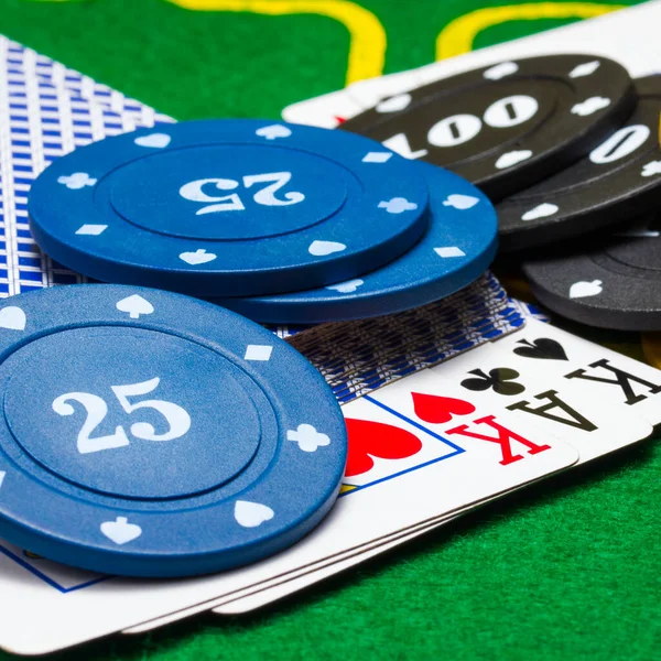 Winnende Chips Speelkaarten Close Concept Van Poker Casino — Stockfoto