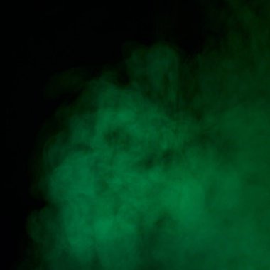 Cadılar bayramı ve sigara içen gizemli zümrüt çifti