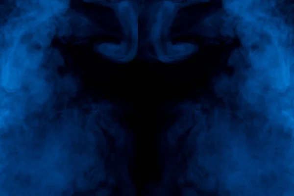 Mysteriöses Muster Zwischen Zwei Wolken Zigarettenblauen Dampfes Auf Dunklem Hintergrund — Stockfoto