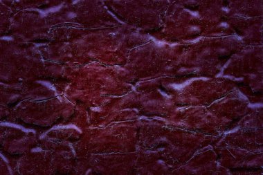 Tasarım için çatlak arkaplanı olan kırmızı alçının koyu dokusu