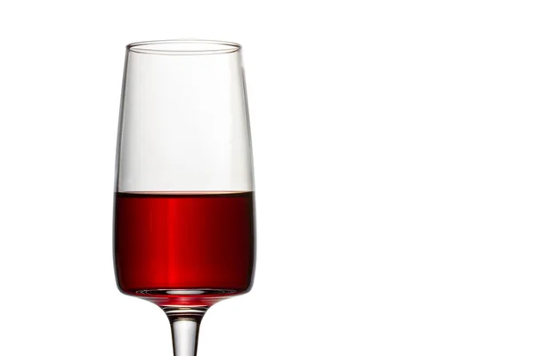 Elegante Copo Vinho Tinto Sobre Fundo Branco Bebida Alcoólica Brilhante — Fotografia de Stock