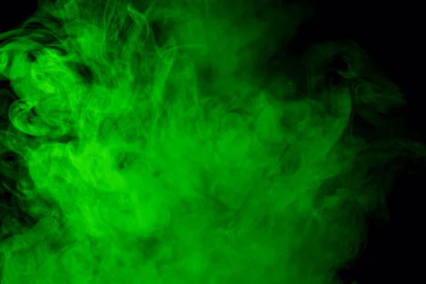 Nuvem Verde Brilhante Vapor Cigarro Perto Fundo Escuro Emocionante Conceito — Fotografia de Stock
