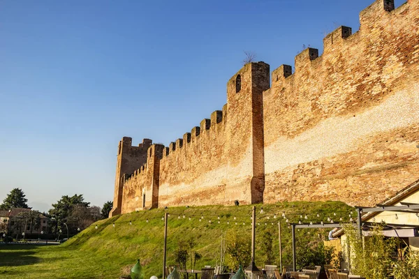 Άποψη Των Μεσαιωνικών Τειχών Του Castelfranco Veneto Μαρτίου 2019 Castelfranco — Φωτογραφία Αρχείου