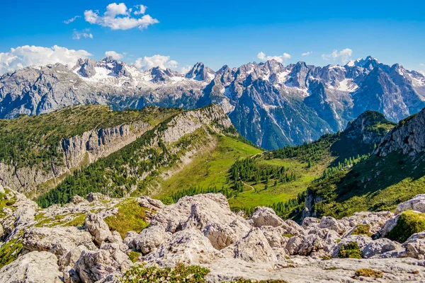 Utsikt Över Bergen Vid Fratelli Fonda Savio Tillflyktsort Belluno Italien — Stockfoto