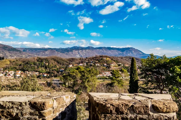 Gorizia şatosundan görüntü. 3 Ocak 2019 Gorizia, Friuli Venezia Giulia - İtalya