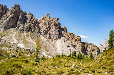 Misurina, Veneto yakınlarındaki Dolomite dağlarının manzarası - İtalya
