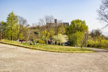 Montecchio Maggiore kalesine bakın. 31 Mart 2019 Montecchio Maggiore, Vicenza - İtalya