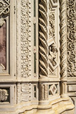 Floransa, Toskana, İtalya Duomo 'sunun dış detayları.